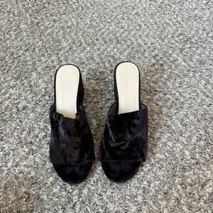 Seychelles Velvet Black Block Heel Sandals Women’s Size 8 Slide Slip On